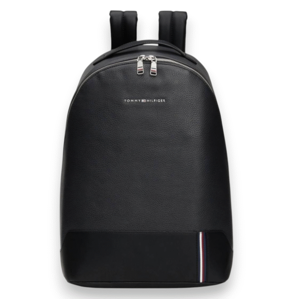شنطة ظهر شبابي سوداء من تومي هيلفيغر